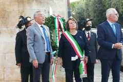 b26cedca-5cd1-42ed-8000-ed3ce8d12e7c